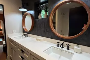 5040 N Arcadia Dr, Phoenix, AZ 85018 - Photo 50