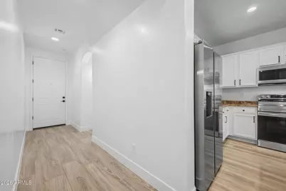 11921 W Monte Vista Road, Avondale, AZ 85392 - Photo 10