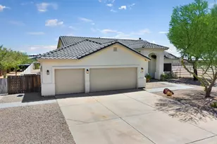 10529 W Bel Air Circle, Casa Grande, AZ 85194 - Photo 8