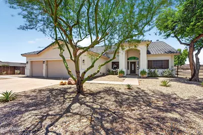 10529 W Bel Air Circle, Casa Grande, AZ 85194 - Photo 2