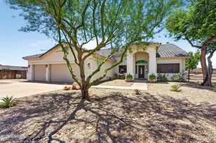 10529 W Bel Air Circle, Casa Grande, AZ 85194 - Photo 2