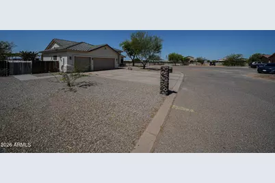 10529 W Bel Air Circle, Casa Grande, AZ 85194 - Photo 10