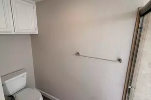 1301 E Rowlands Ln, Phoenix, AZ 85022 - Photo 32