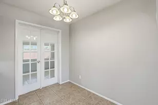 2416 W Stella Ln, Phoenix, AZ 85015 - Photo 10