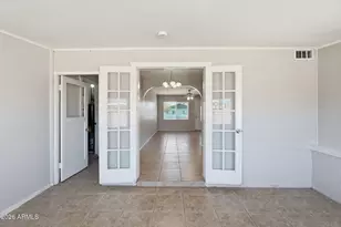 2416 W Stella Ln, Phoenix, AZ 85015 - Photo 12