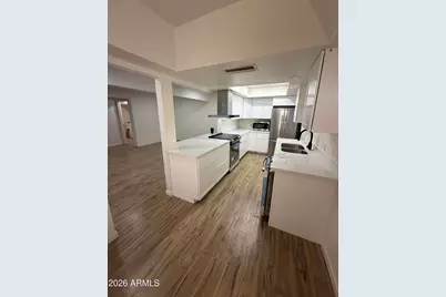 7763 N 19th Drive, Phoenix, AZ 85021 - Photo 6