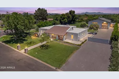 541 N 159th Place, Gilbert, AZ 85234 - Photo 2