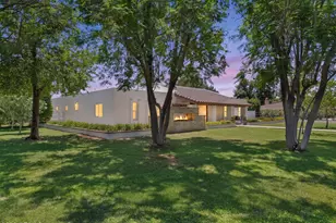 541 N 159th Pl, Gilbert, AZ 85234 - Photo 6