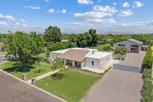 541 N 159th Pl, Gilbert, AZ 85234 - Photo 1