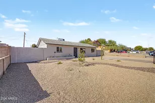 4044 W Burgess Ln, Phoenix, AZ 85041 - Photo 6