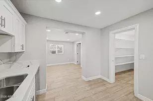4044 W Burgess Ln, Phoenix, AZ 85041 - Photo 16