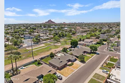 3109 N 47th Place, Phoenix, AZ 85018 - Photo 8