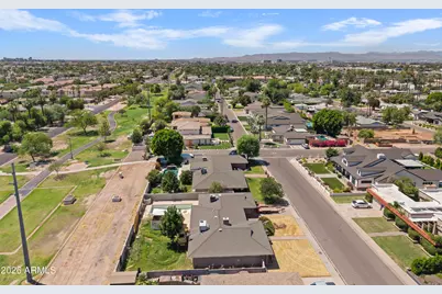 3109 N 47th Place, Phoenix, AZ 85018 - Photo 6