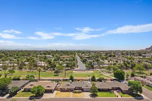 3109 N 47th Pl, Phoenix, AZ 85018 - Photo 4