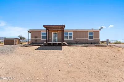 27565 S Clydesdale Avenue, Congress, AZ 85332 - Photo 2