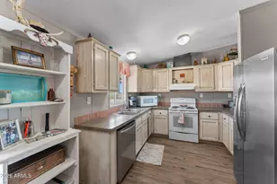 27565 S Clydesdale Ave, Congress, AZ 85332 - Photo 6