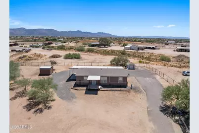 27565 S Clydesdale Avenue, Congress, AZ 85332 - Photo 1