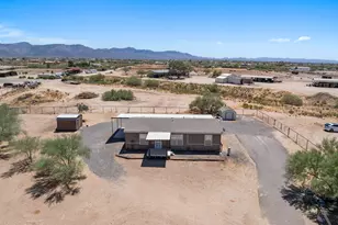 27565 S Clydesdale Ave, Congress, AZ 85332 - Photo 1