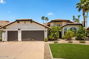 926 West Coast Dr, Gilbert, AZ 85233 - Photo 2