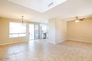 40092 N Calabria St Neck, San Tan Valley, AZ 85140 - Photo 2