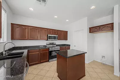 42592 W Somerset Drive, Maricopa, AZ 85138 - Photo 16