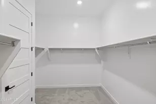 24040 N 25th St, Phoenix, AZ 85024 - Photo 32