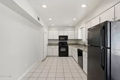 14638 N 36th Place, Phoenix, AZ 85032 - Photo 8