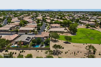 7306 N 88th Lane, Glendale, AZ 85305 - Photo 38