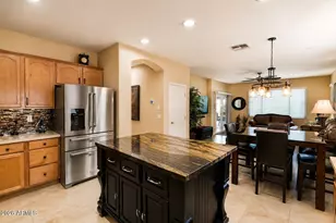 7306 N 88th Ln, Glendale, AZ 85305 - Photo 12