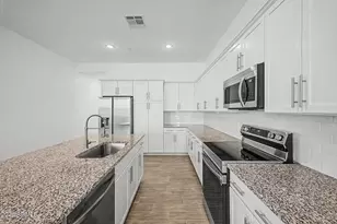 8232 E University Dr, Mesa, AZ 85207 - Photo 16