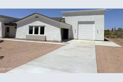 684 N Moon Road, Apache Junction, AZ 85119 - Photo 2