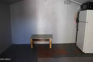 1807 N 38th Dr, Phoenix, AZ 85009 - Photo 2