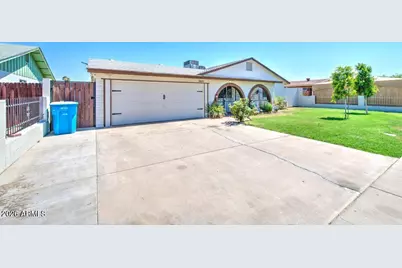 5651 W Monte Vista Road, Phoenix, AZ 85035 - Photo 2