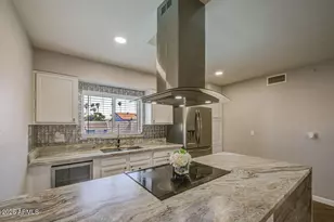 5651 W Monte Vista Rd, Phoenix, AZ 85035 - Photo 6