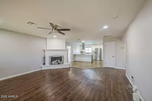 5651 W Monte Vista Rd, Phoenix, AZ 85035 - Photo 4
