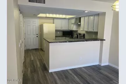 530 E Kerry Lane, Phoenix, AZ 85024 - Photo 28