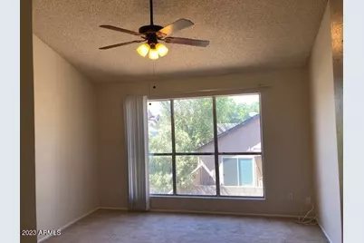 530 E Kerry Lane, Phoenix, AZ 85024 - Photo 4