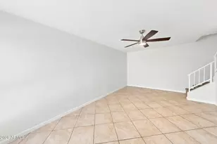 9054 N 51st Ln, Glendale, AZ 85302 - Photo 8