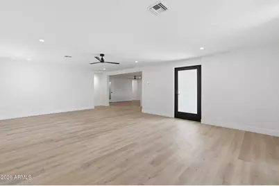 7625 N 39th Avenue, Phoenix, AZ 85051 - Photo 8