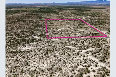 E1 S Hendrick Lane #E-1, Willcox, AZ 85643 - Photo 2