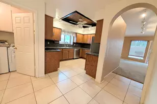 4240 E Amberwood Dr, Phoenix, AZ 85048 - Photo 6