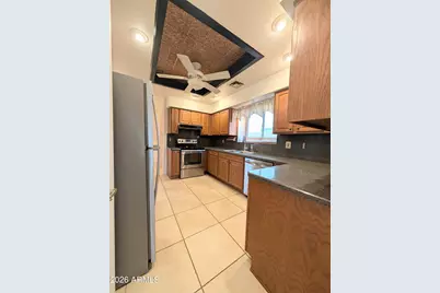 4240 E Amberwood Drive, Phoenix, AZ 85048 - Photo 8