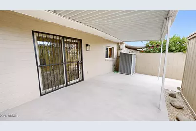 2868 E Clarendon Avenue, Phoenix, AZ 85016 - Photo 18