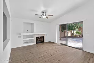 1365 E Betsy Ln, Gilbert, AZ 85296 - Photo 8