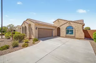 25958 W Oraibi Dr, Buckeye, AZ 85396 - Photo 2