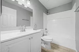 7833 N 49th Ave, Glendale, AZ 85301 - Photo 30