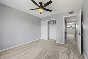 7833 N 49th Ave, Glendale, AZ 85301 - Photo 24