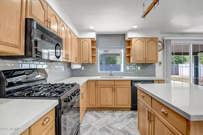 1639 W Wood Drive, Phoenix, AZ 85029 - Photo 10