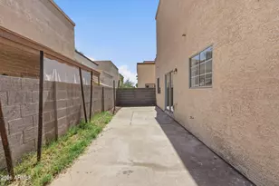 1026 W Libra Dr, Tempe, AZ 85283 - Photo 32