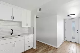 5630 W Wilshire Dr, Phoenix, AZ 85035 - Photo 22